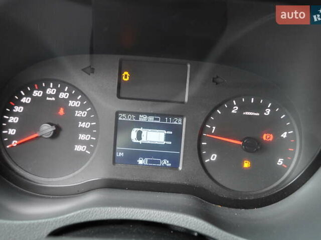 Белый Мерседес Sprinter, объемом двигателя 2.14 л и пробегом 90 тыс. км за 38800 $, фото 70 на Automoto.ua