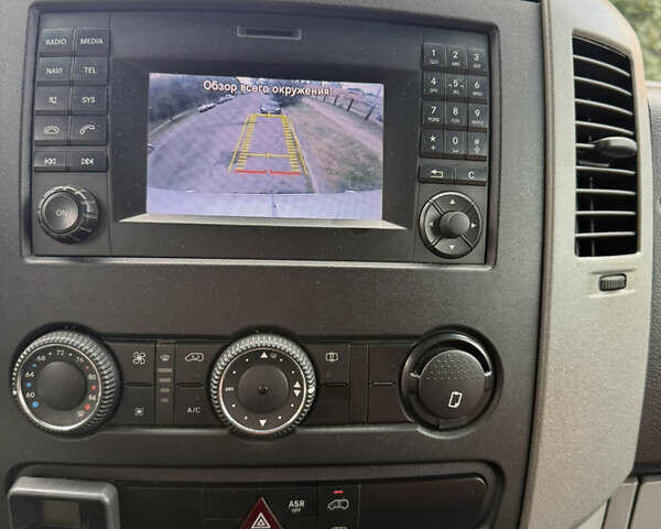 Белый Мерседес Sprinter, объемом двигателя 3 л и пробегом 404 тыс. км за 37000 $, фото 19 на Automoto.ua