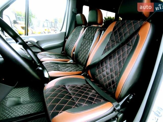 Белый Мерседес Sprinter, объемом двигателя 2.2 л и пробегом 250 тыс. км за 33999 $, фото 40 на Automoto.ua