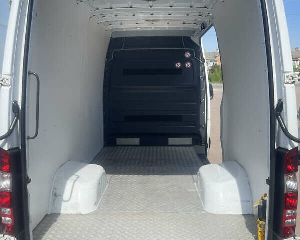 Белый Мерседес Sprinter, объемом двигателя 2.14 л и пробегом 229 тыс. км за 24900 $, фото 10 на Automoto.ua