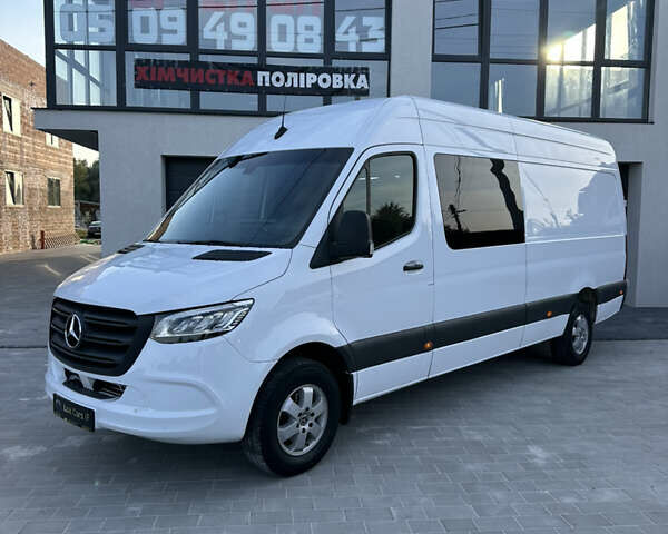 Белый Мерседес Sprinter, объемом двигателя 2.14 л и пробегом 437 тыс. км за 33000 $, фото 6 на Automoto.ua