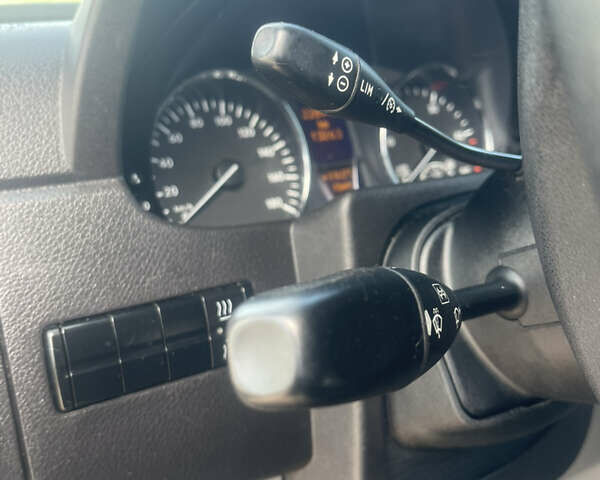 Белый Мерседес Sprinter, объемом двигателя 2.14 л и пробегом 229 тыс. км за 24900 $, фото 16 на Automoto.ua