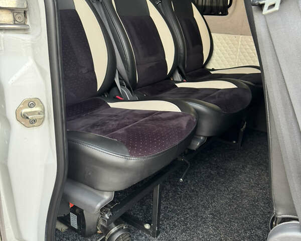 Белый Мерседес Sprinter, объемом двигателя 2.14 л и пробегом 660 тыс. км за 27509 $, фото 9 на Automoto.ua