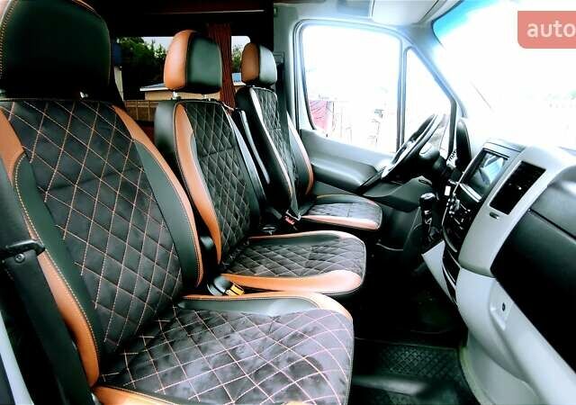 Белый Мерседес Sprinter, объемом двигателя 2.2 л и пробегом 250 тыс. км за 33999 $, фото 36 на Automoto.ua