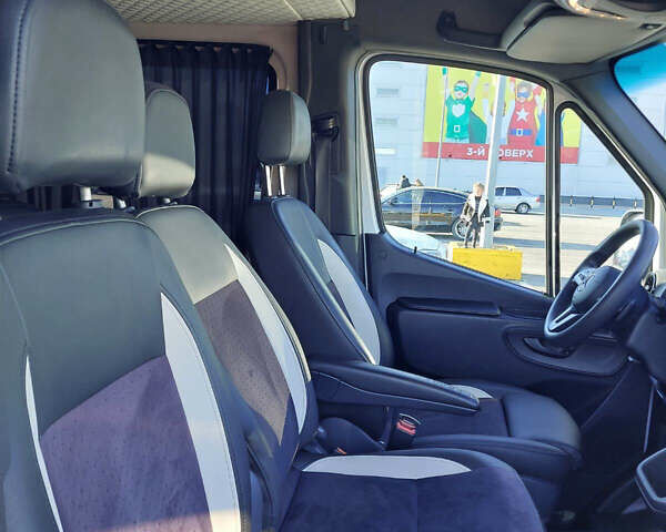 Белый Мерседес Sprinter, объемом двигателя 2.14 л и пробегом 660 тыс. км за 27509 $, фото 17 на Automoto.ua