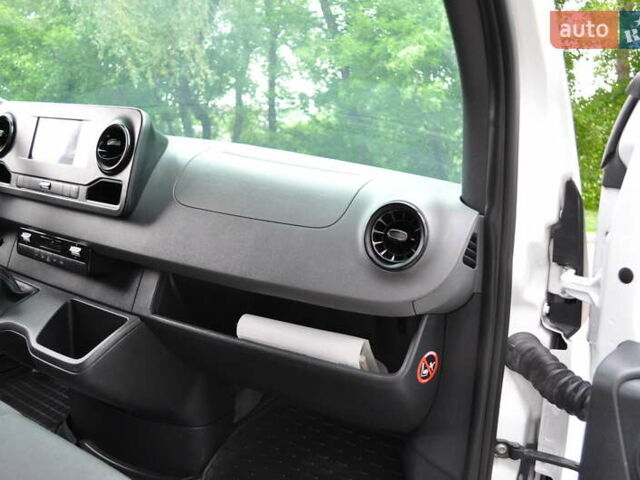 Белый Мерседес Sprinter, объемом двигателя 2.14 л и пробегом 90 тыс. км за 38800 $, фото 47 на Automoto.ua