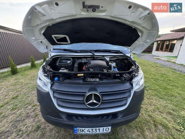 Білий Мерседес Sprinter, об'ємом двигуна 2.2 л та пробігом 259 тис. км за 32800 $, фото 30 на Automoto.ua