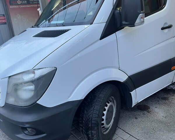 Белый Мерседес Sprinter, объемом двигателя 2.2 л и пробегом 4 тыс. км за 23500 $, фото 33 на Automoto.ua