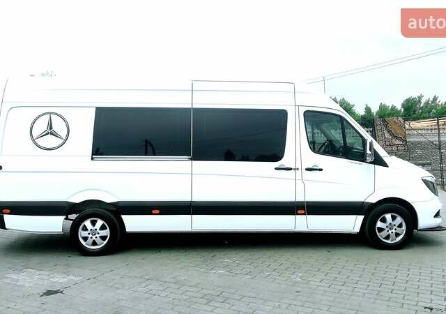 Белый Мерседес Sprinter, объемом двигателя 2.2 л и пробегом 250 тыс. км за 33999 $, фото 5 на Automoto.ua