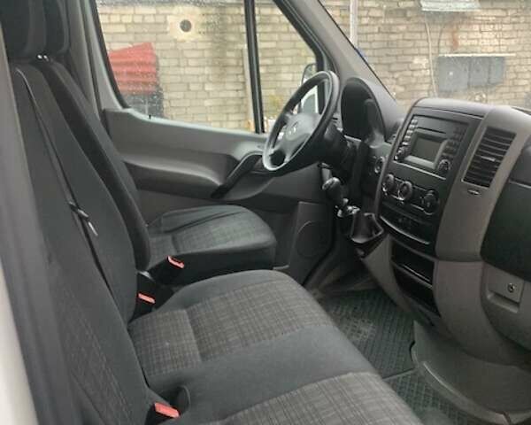 Белый Мерседес Sprinter, объемом двигателя 2.14 л и пробегом 163 тыс. км за 21075 $, фото 8 на Automoto.ua