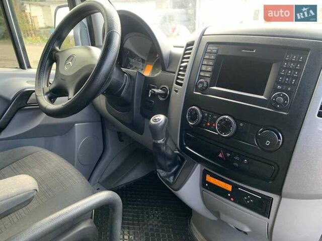 Белый Мерседес Sprinter, объемом двигателя 2.14 л и пробегом 232 тыс. км за 29999 $, фото 11 на Automoto.ua