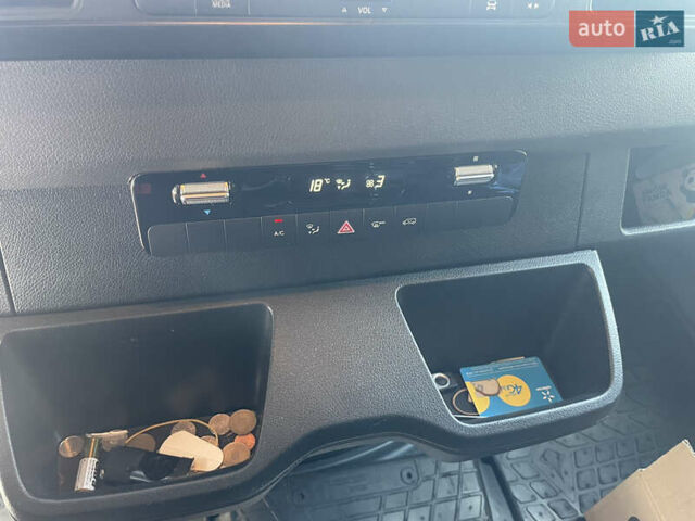 Белый Мерседес Sprinter, объемом двигателя 2.14 л и пробегом 365 тыс. км за 26500 $, фото 6 на Automoto.ua