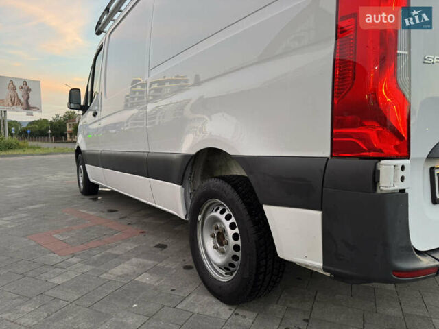 Белый Мерседес Sprinter, объемом двигателя 2.2 л и пробегом 307 тыс. км за 22390 $, фото 15 на Automoto.ua