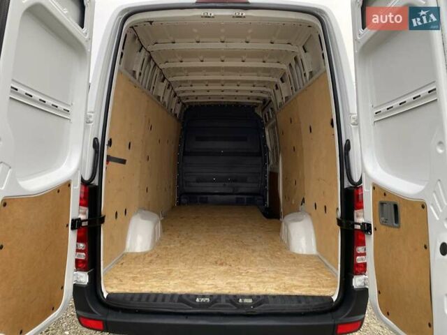 Білий Мерседес Sprinter, об'ємом двигуна 2.3 л та пробігом 160 тис. км за 18380 $, фото 24 на Automoto.ua