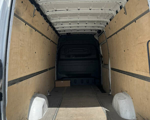 Белый Мерседес Sprinter, объемом двигателя 0 л и пробегом 241 тыс. км за 23200 $, фото 8 на Automoto.ua