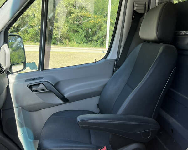 Білий Мерседес Sprinter, об'ємом двигуна 2.99 л та пробігом 160 тис. км за 27000 $, фото 18 на Automoto.ua