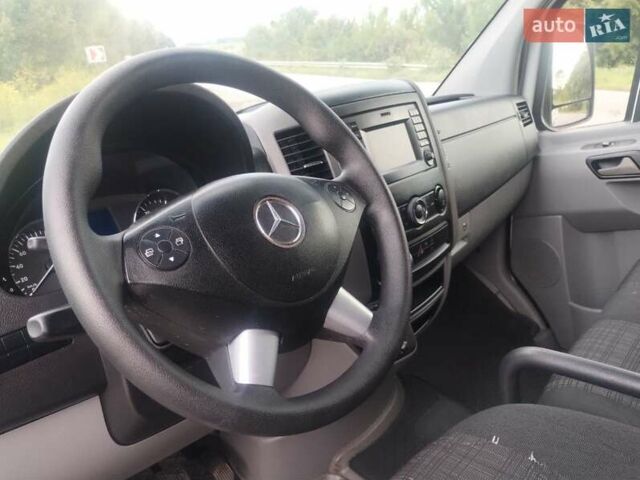 Белый Мерседес Sprinter, объемом двигателя 2.2 л и пробегом 262 тыс. км за 20800 $, фото 16 на Automoto.ua