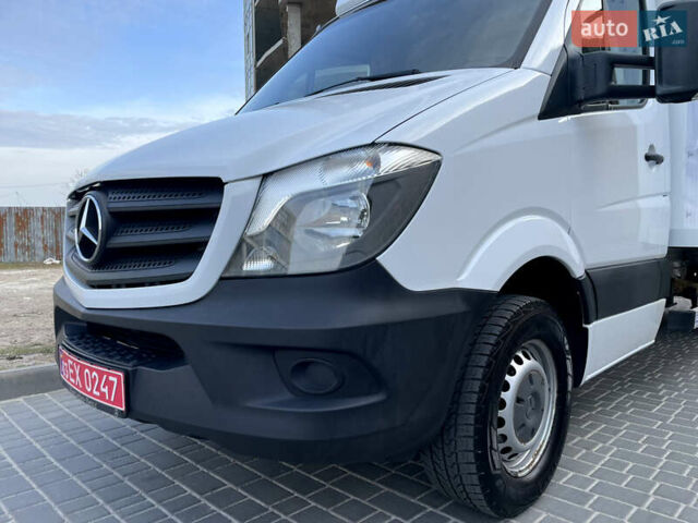 Белый Мерседес Sprinter, объемом двигателя 2.2 л и пробегом 280 тыс. км за 20900 $, фото 9 на Automoto.ua