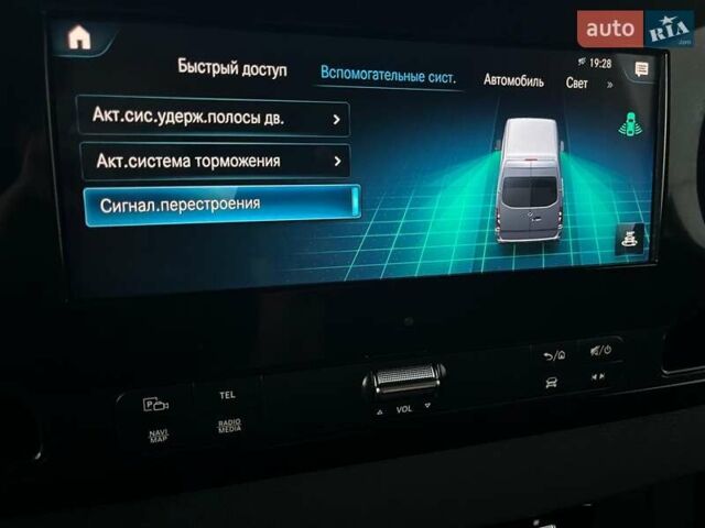 Белый Мерседес Sprinter, объемом двигателя 2.99 л и пробегом 330 тыс. км за 33500 $, фото 87 на Automoto.ua