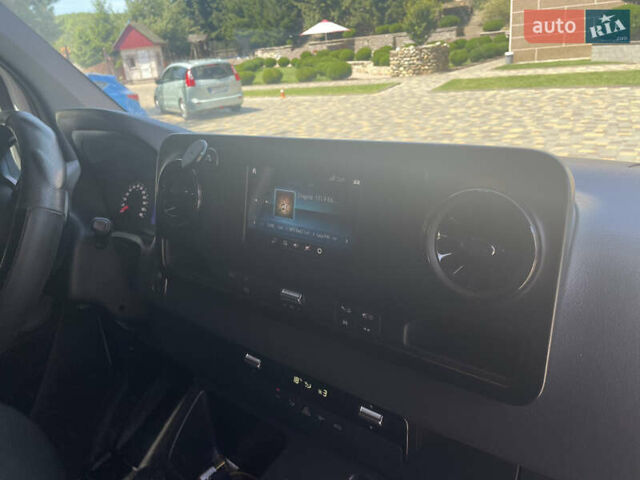 Белый Мерседес Sprinter, объемом двигателя 2.14 л и пробегом 365 тыс. км за 26500 $, фото 7 на Automoto.ua