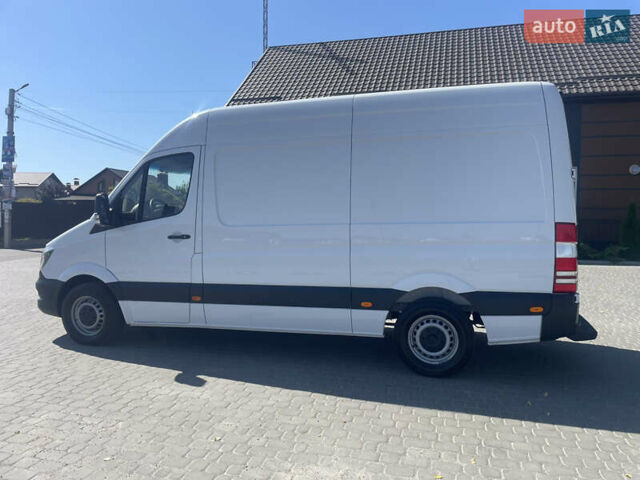 Белый Мерседес Sprinter, объемом двигателя 0 л и пробегом 350 тыс. км за 18000 $, фото 7 на Automoto.ua