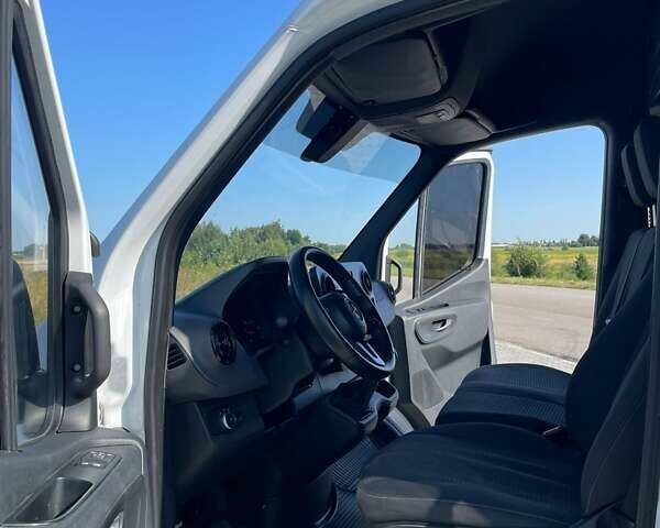 Білий Мерседес Sprinter, об'ємом двигуна 2.14 л та пробігом 277 тис. км за 20900 $, фото 6 на Automoto.ua