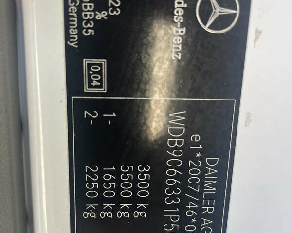 Белый Мерседес Sprinter, объемом двигателя 0 л и пробегом 350 тыс. км за 18000 $, фото 25 на Automoto.ua