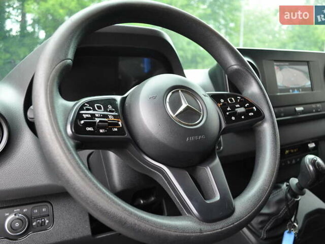 Белый Мерседес Sprinter, объемом двигателя 2.14 л и пробегом 90 тыс. км за 38800 $, фото 58 на Automoto.ua
