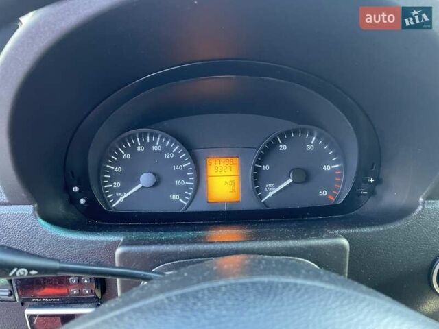 Белый Мерседес Sprinter, объемом двигателя 3 л и пробегом 517 тыс. км за 31800 $, фото 17 на Automoto.ua