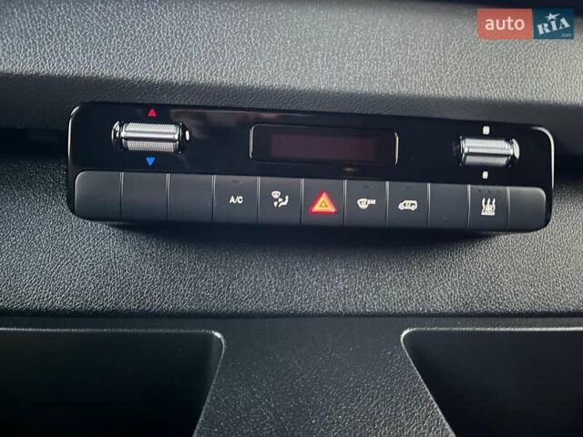 Белый Мерседес Sprinter, объемом двигателя 2.99 л и пробегом 330 тыс. км за 33500 $, фото 59 на Automoto.ua