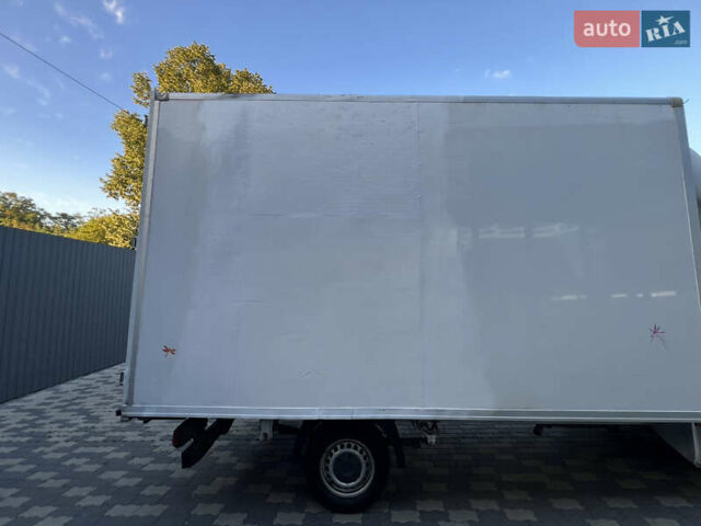 Белый Мерседес Sprinter, объемом двигателя 2.2 л и пробегом 388 тыс. км за 17200 $, фото 5 на Automoto.ua