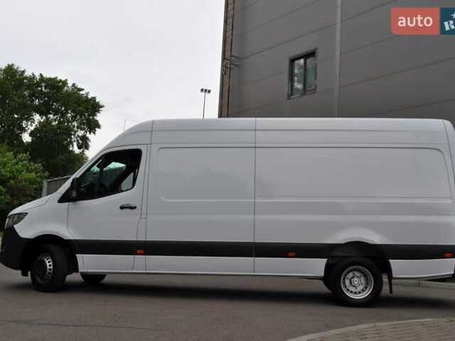 Белый Мерседес Sprinter, объемом двигателя 2.14 л и пробегом 90 тыс. км за 38800 $, фото 12 на Automoto.ua