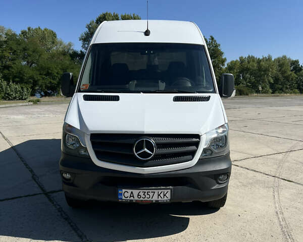 Білий Мерседес Sprinter, об'ємом двигуна 2.99 л та пробігом 160 тис. км за 27000 $, фото 1 на Automoto.ua