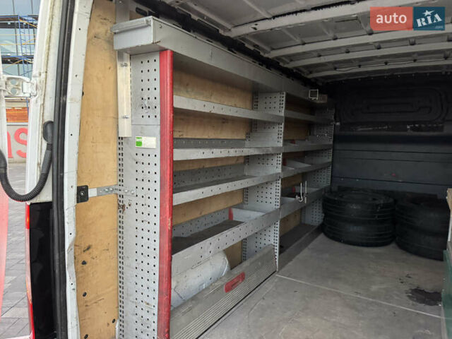 Белый Мерседес Sprinter, объемом двигателя 2.2 л и пробегом 307 тыс. км за 22390 $, фото 22 на Automoto.ua