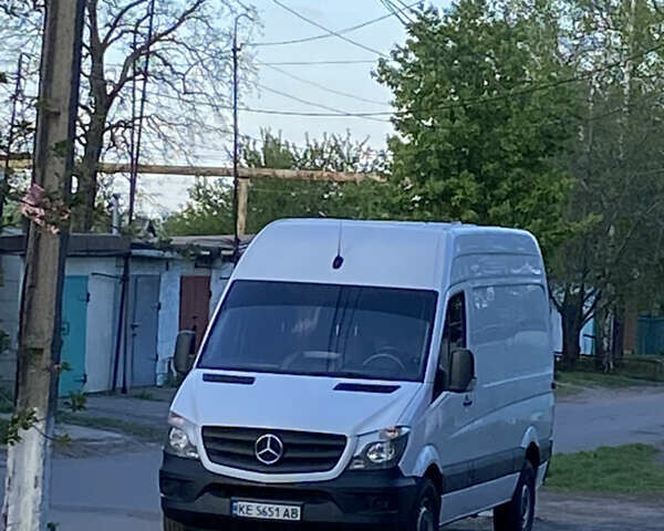 Белый Мерседес Sprinter, объемом двигателя 2.14 л и пробегом 222 тыс. км за 18500 $, фото 8 на Automoto.ua