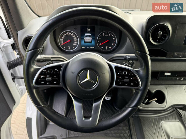Белый Мерседес Sprinter, объемом двигателя 2.14 л и пробегом 304 тыс. км за 35000 $, фото 19 на Automoto.ua