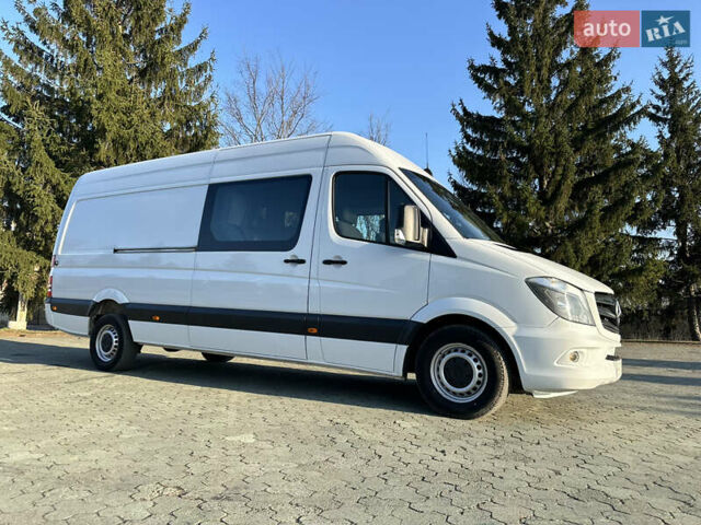 Белый Мерседес Sprinter, объемом двигателя 2.2 л и пробегом 258 тыс. км за 24300 $, фото 1 на Automoto.ua