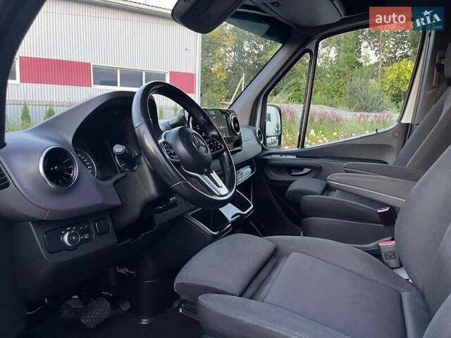 Белый Мерседес Sprinter, объемом двигателя 2.99 л и пробегом 330 тыс. км за 33500 $, фото 46 на Automoto.ua
