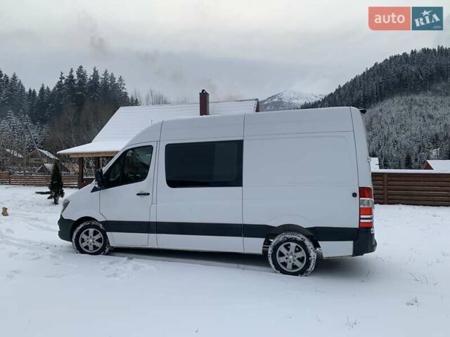 Белый Мерседес Sprinter, объемом двигателя 2.2 л и пробегом 279 тыс. км за 18900 $, фото 8 на Automoto.ua