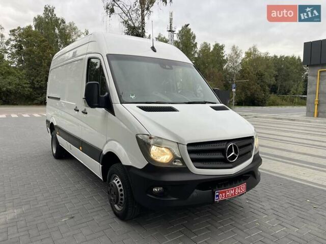Белый Мерседес Sprinter, объемом двигателя 2.2 л и пробегом 238 тыс. км за 25300 $, фото 1 на Automoto.ua