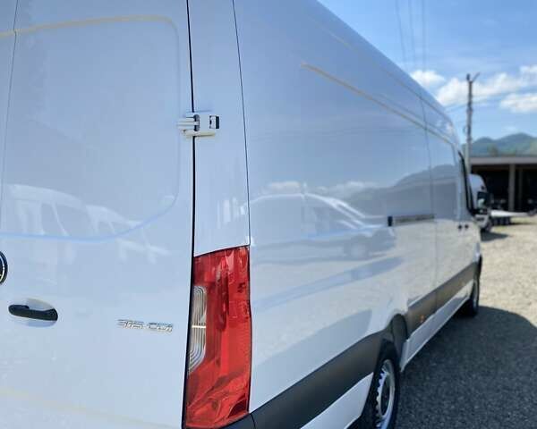 Белый Мерседес Sprinter, объемом двигателя 2.2 л и пробегом 165 тыс. км за 23900 $, фото 30 на Automoto.ua
