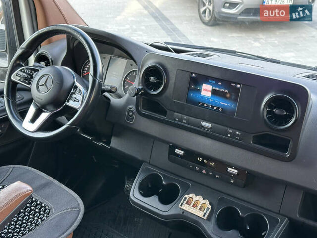 Белый Мерседес Sprinter, объемом двигателя 2.14 л и пробегом 437 тыс. км за 33000 $, фото 21 на Automoto.ua
