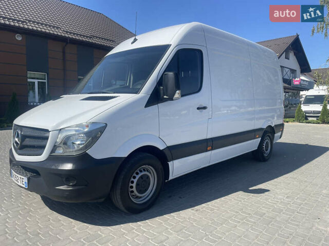 Белый Мерседес Sprinter, объемом двигателя 0 л и пробегом 350 тыс. км за 18000 $, фото 2 на Automoto.ua