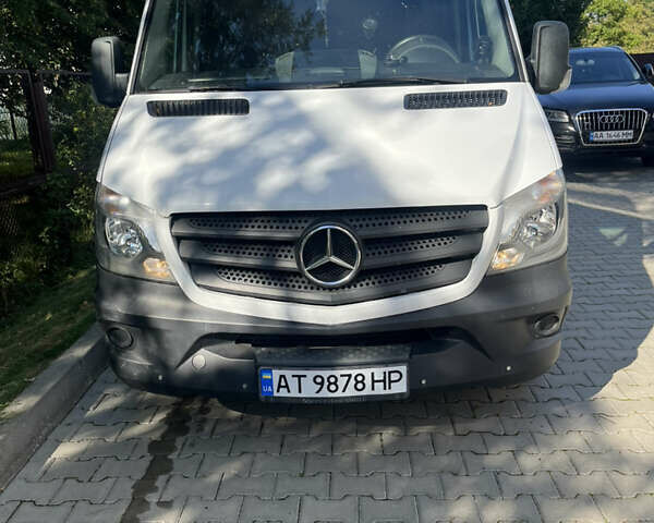 Белый Мерседес Sprinter, объемом двигателя 2.14 л и пробегом 272 тыс. км за 21500 $, фото 1 на Automoto.ua