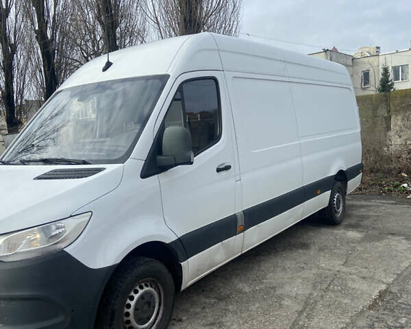 Білий Мерседес Sprinter, об'ємом двигуна 2.14 л та пробігом 325 тис. км за 22000 $, фото 2 на Automoto.ua