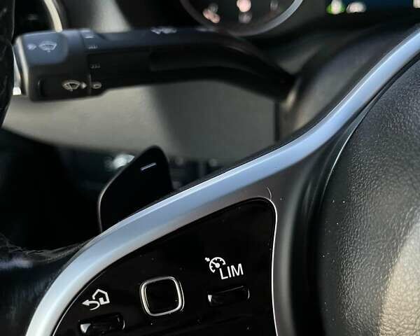 Белый Мерседес Sprinter, объемом двигателя 2.99 л и пробегом 330 тыс. км за 33500 $, фото 56 на Automoto.ua