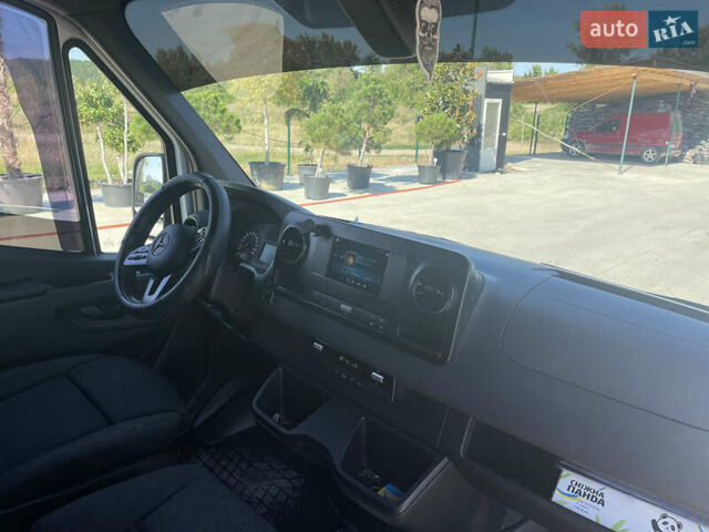 Белый Мерседес Sprinter, объемом двигателя 2.14 л и пробегом 365 тыс. км за 26500 $, фото 11 на Automoto.ua