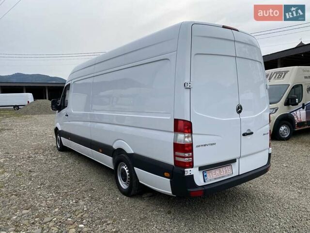 Білий Мерседес Sprinter, об'ємом двигуна 2.3 л та пробігом 160 тис. км за 18380 $, фото 14 на Automoto.ua