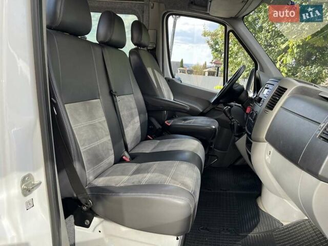 Білий Мерседес Sprinter, об'ємом двигуна 2.14 л та пробігом 265 тис. км за 21499 $, фото 14 на Automoto.ua