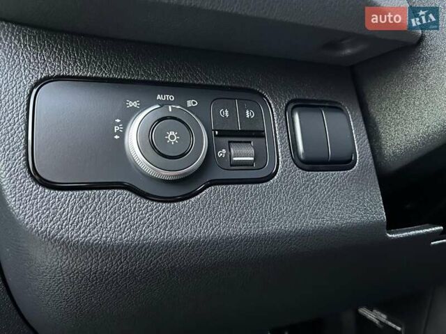 Белый Мерседес Sprinter, объемом двигателя 2.99 л и пробегом 330 тыс. км за 33500 $, фото 47 на Automoto.ua